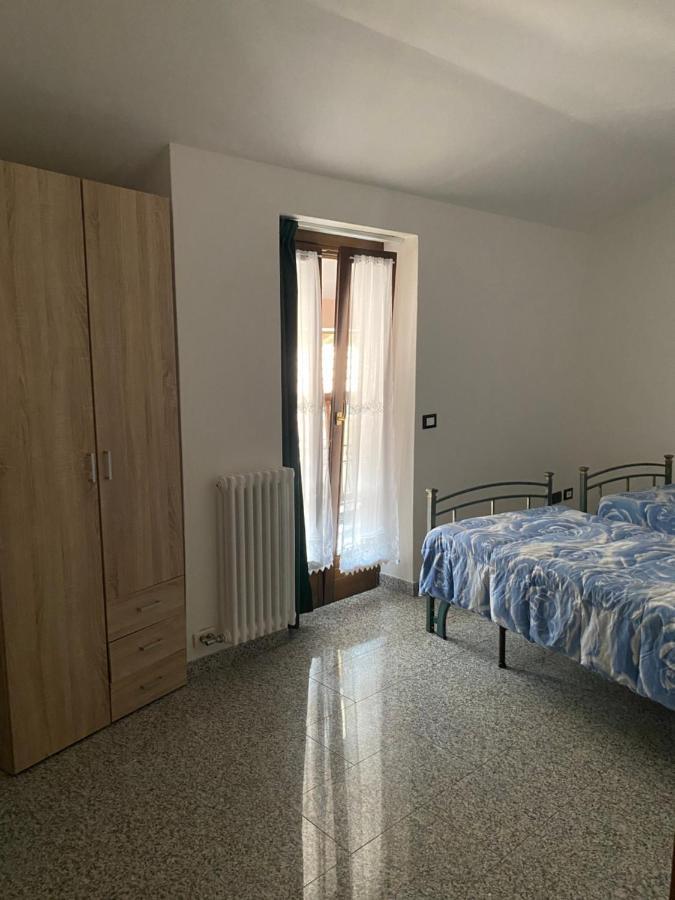 Appartamento Casa vacanze nonna Orsola Cares Esterno foto